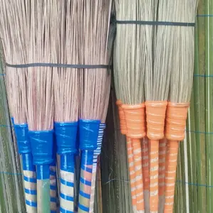 sapu taman, sapu lidi gagang,sapu lidi kelapa, cocok untuk menyapu taman, halaman rumah