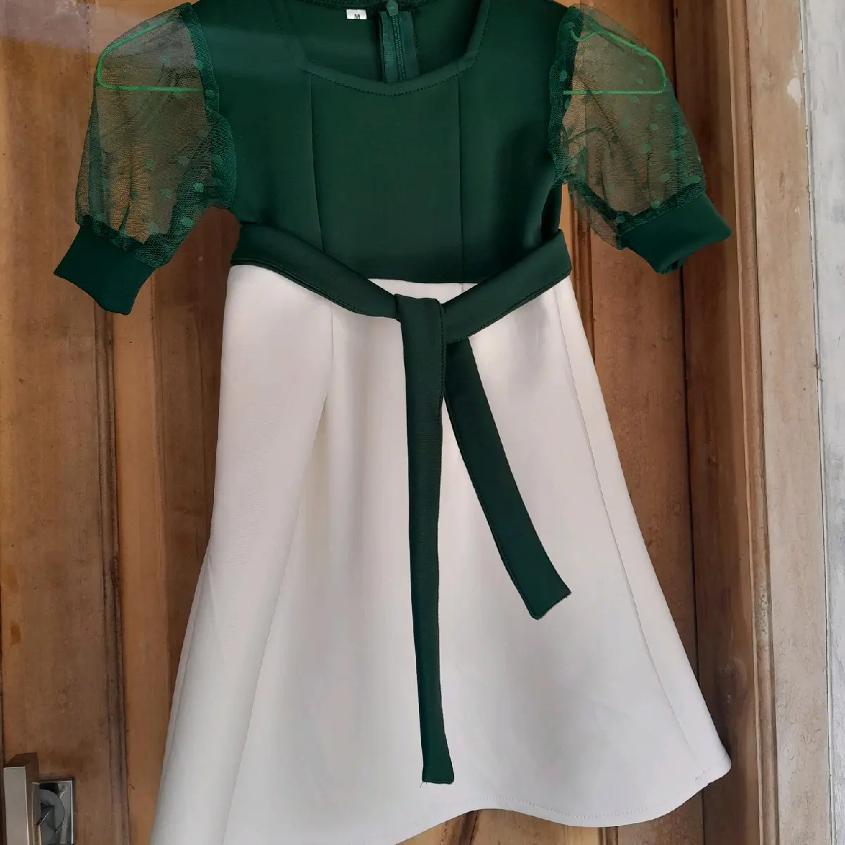 merah marun + putih bw