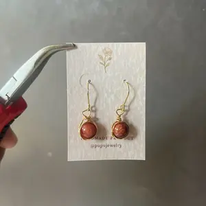 Anting Rosy Drop manik manik batu alam