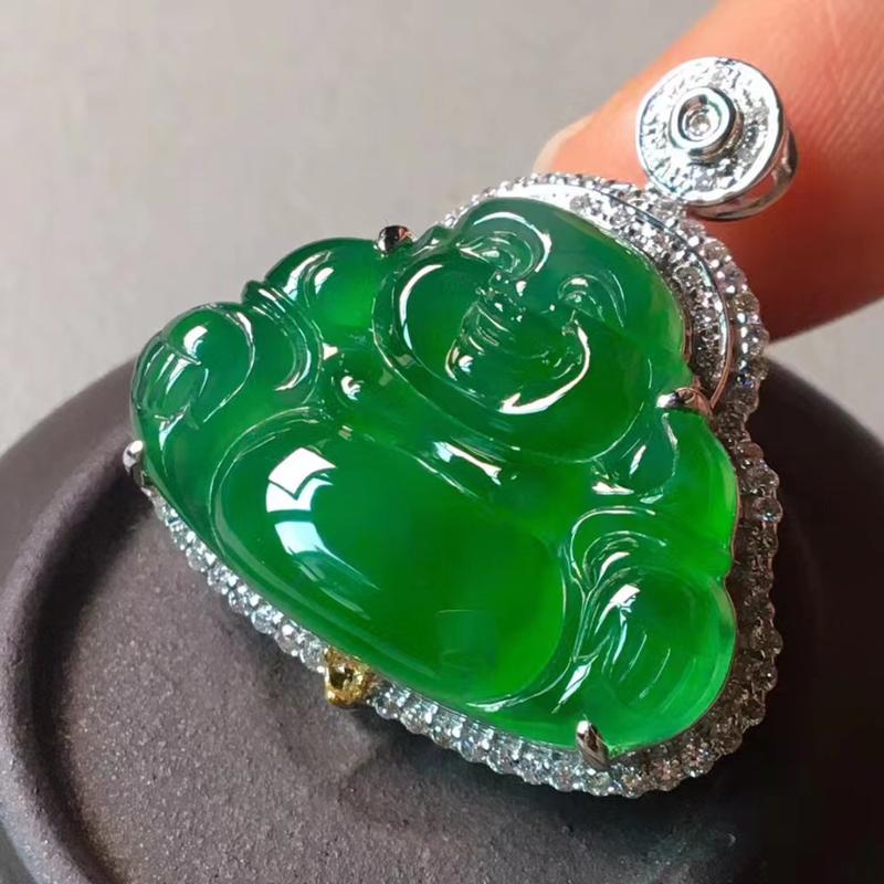 Fashionable Jade Green Pendant 0