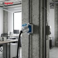 Gambar Legrand Surface Mounting Socket Industrial P17 16A 2P+E 200/250V IP44 Biru - 555154 dari LegrandPowerSolution.id Kota Administrasi Jakarta Barat 5 Tokopedia