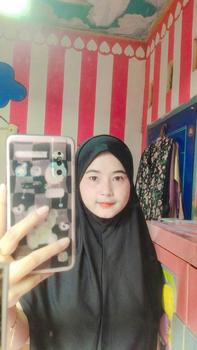 Product Review of KENAN - SHINY Instan Daily Hijab nonpet matt Jersey size L from _**a M**_ 0