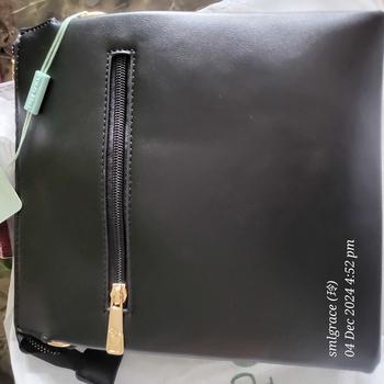Product Review of POLO HILL Ladies Trix Crossbody Sling Bag PHC-HB2417 from L**) 1