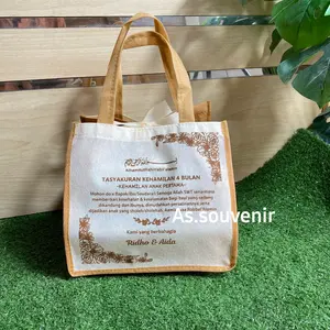 Tas Berkatan isi 12pcs gratis sablon gratis desain custom muat box nasi kotak uk 18x18cm #goodiebag gratis sablon dan desain