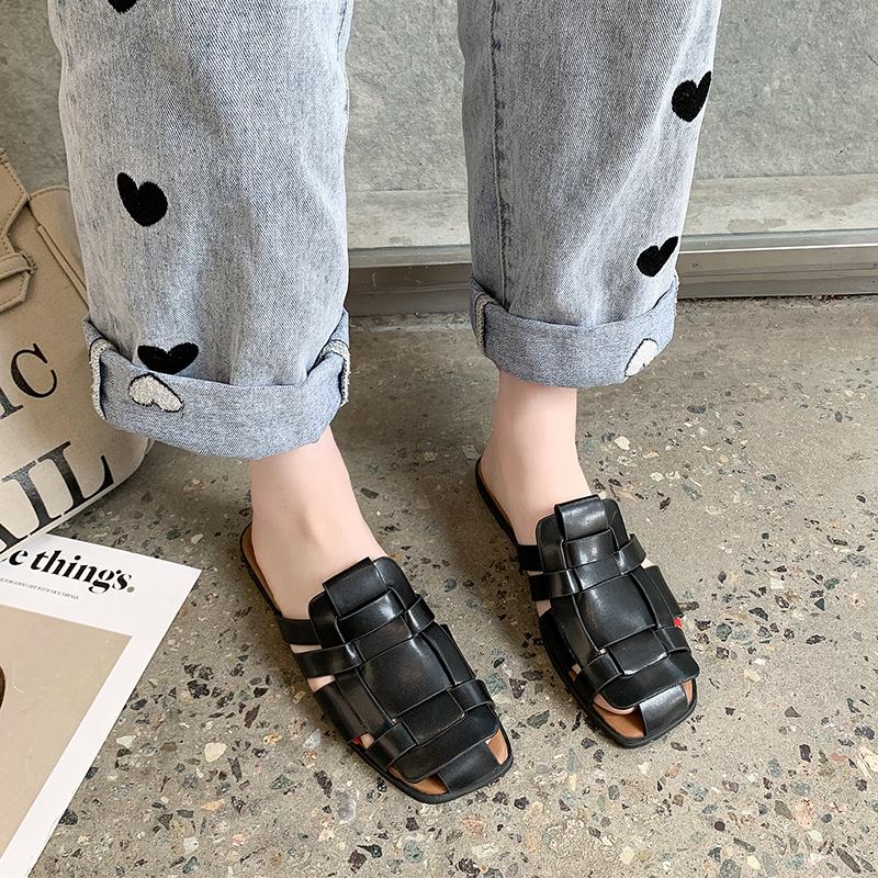 Product Introduction of JINxCHOY SHOES Summer Slip-on Roman Shoes Comfortable All-Matching PU Leather Weaving Closed Toe Low Heel Square Heel Pu Slippers Rubber SS24 7