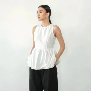 NOLA BLOUSE BALLON TOP | balon korean style atasan wanita peplum balon simple lucu inner cardigan putih hitam