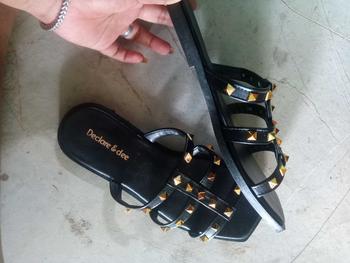 Product Review of Declare&Dee Sandal Wanita Valen DD Hak Datar (1 cm atau kurang) Kulit Sintetis Black sandal  flat from ** n** l**y ** 3