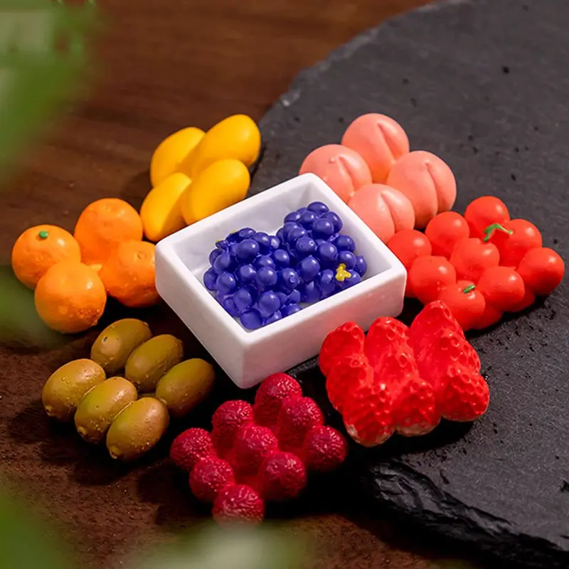 3D Simulation Fruit Mini Resin Fruit Figurines Miniatures Cute Mango Strawberry Artificial Fruits Window Display 0