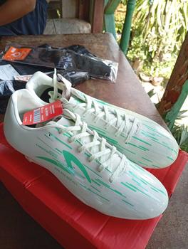 Product Review of LIGHTSPEED REBORN FG SEPATU SEPAK BOLA SPECS TERBARU 100% ORIGINAL from 5** 1