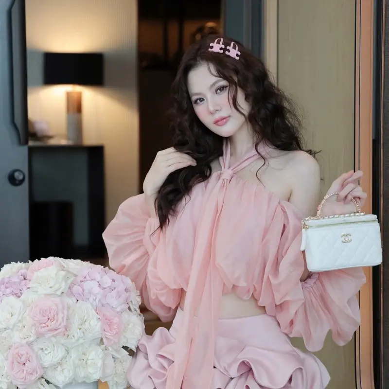 BREEZY SET YẾM HỞ VAI TAY BỒNG CHÂN VÁY BÍ TẦNG