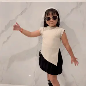 【COD& Paket Kotak】Kacamata Hitam Gaya Oval Premium Metal bingkai kecil Sunglasses wanita laki-laki