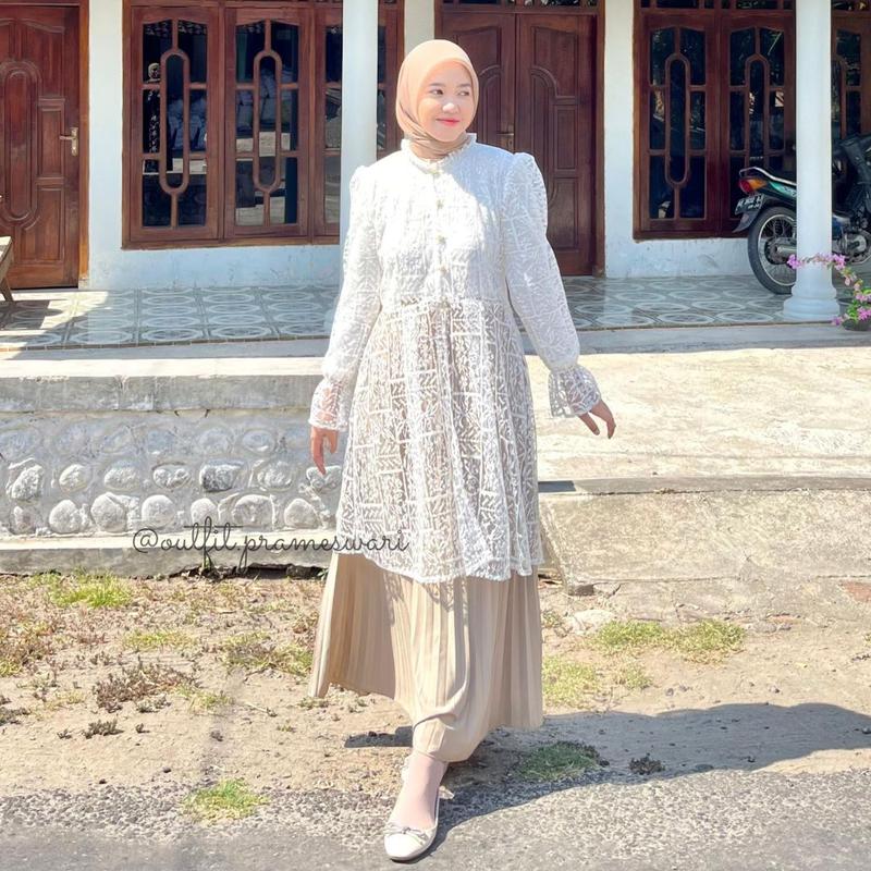 Anaya Outer Dress-Brokat Outer-Rompi Brokat-Outer Kondangan Kekinian-Outer Tulle-Outer Tile Dotty-Rompi Tule-Cardigan Brokat- Cardigan Brokat Kondangan-Cardigan Brokat Kekinian-Vest Brokat Motif-Long Outer Tulle-Long Cardigan Kondangan-Long Brokat Premium 2