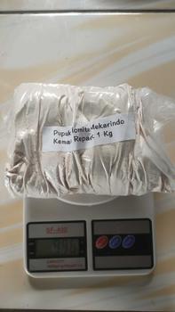 Product Review of Pupuk Dolomite Kemasan Repack 1 Kg Kapur Pertanian Dolomite Kapur Tohor Mekarindo from G**z 0