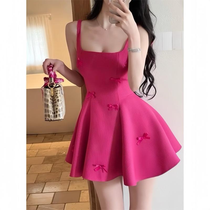 Đầm 2 dây dự tiệc A103 dáng xòe đính nơ trẻ trung năng động hack eo tôn dáng - Akara Closet Dress