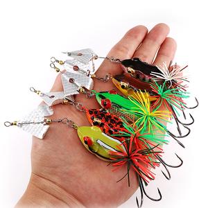 เหยื่อกบกระโดดตกปลา 9g/11g 1 ชิ้น เหยื่อแข็งพร้อมตะขอคมคู่ เหยื่อจำลอง หัวงู