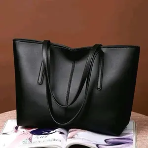 TOTEBAG KULIAH MARIA Tas Jinjing Cocok Untuk Kuliah dan Berpergian Tas Wanita dengan Desain Minimalis Fungsional