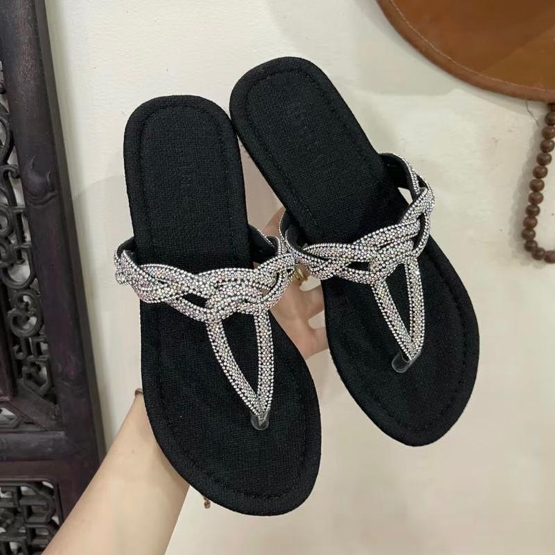  Dép Kẹp Nữ Mũi Tròn Dây Đá Lồng Quai Đan Rết Lạ Mắt,Đá Sáng ,Êm Chân,Đế Chống Trơn Trượt 