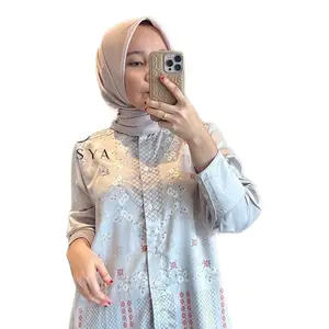 jena top brandii wanita cantik