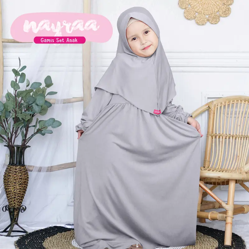 Set Gamis Anak Cutemoslem Nayraa M dengan Jilbab - Berbahan Airis High Quality 4