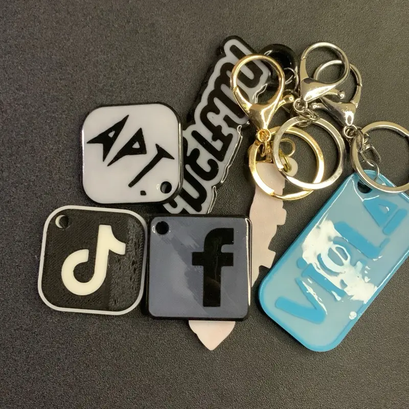 Custom gantungan kunci nama / logo 3D print Aksesoris Keychain Ganci gantungan tas kunci HP ( Abu Biru Coklat Hijau Kuning Merah Pink Putih Ungu ) 0