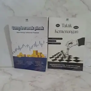 Paket 2 Buku - Uang Beranak Pinak Jalan Menuju Kebebasan Finansial & Dari Taktik Menuju Kemenangan