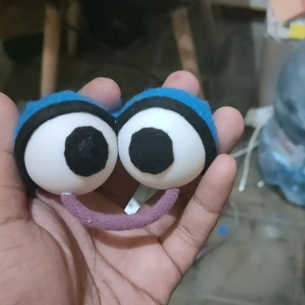 Peepers - Boneka Mata untuk Cerita