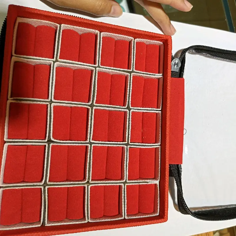 Kotak Cincin Sekat dengan Penutup Plastik Resleting High Quality Model 20 Penyimpanan 1