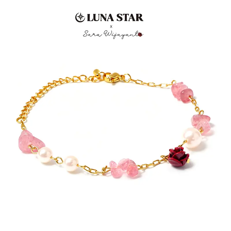 01 Sara’s Bracelet