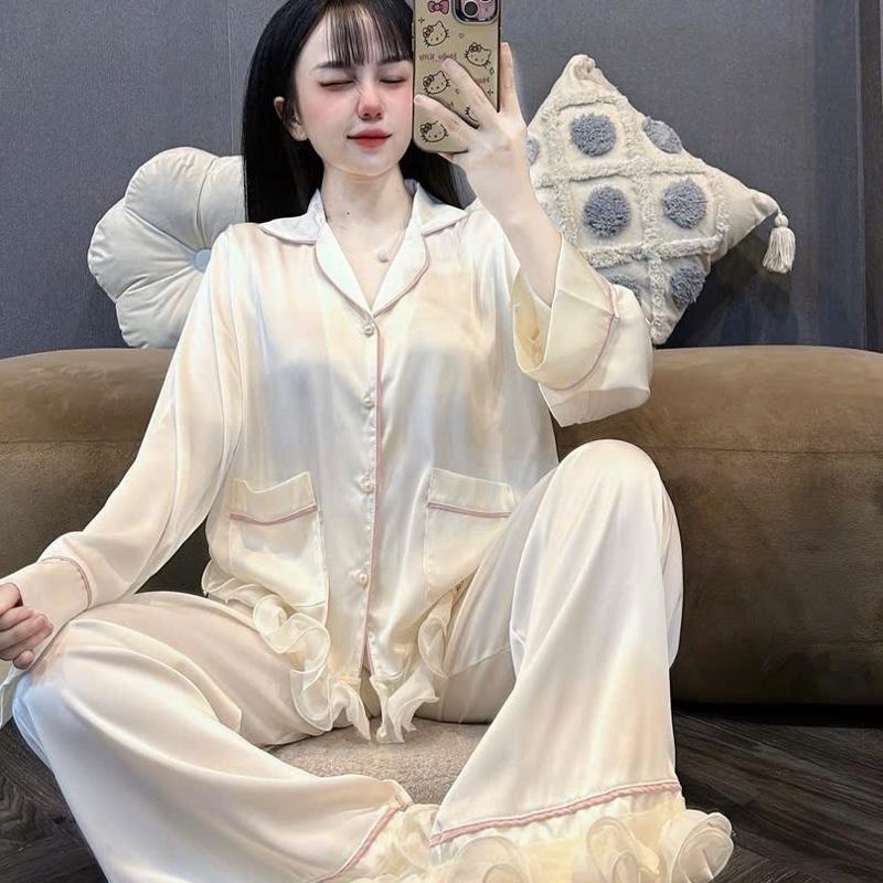 Sét Bộ Ngủ Pijama Viền Hoa Chất Lụa Latin Mềm Mịn Mát Thiết Kế Sang Xịn Freesize 40-60kg Cho Nữ bộ  cánh  tiên  mặc  nhà