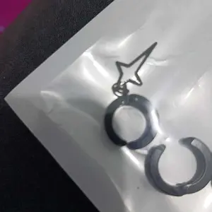 Anting Japit Motif Bintang Anti Karat Dan Luntur Untuk Pria Dan Wanita - Earrings