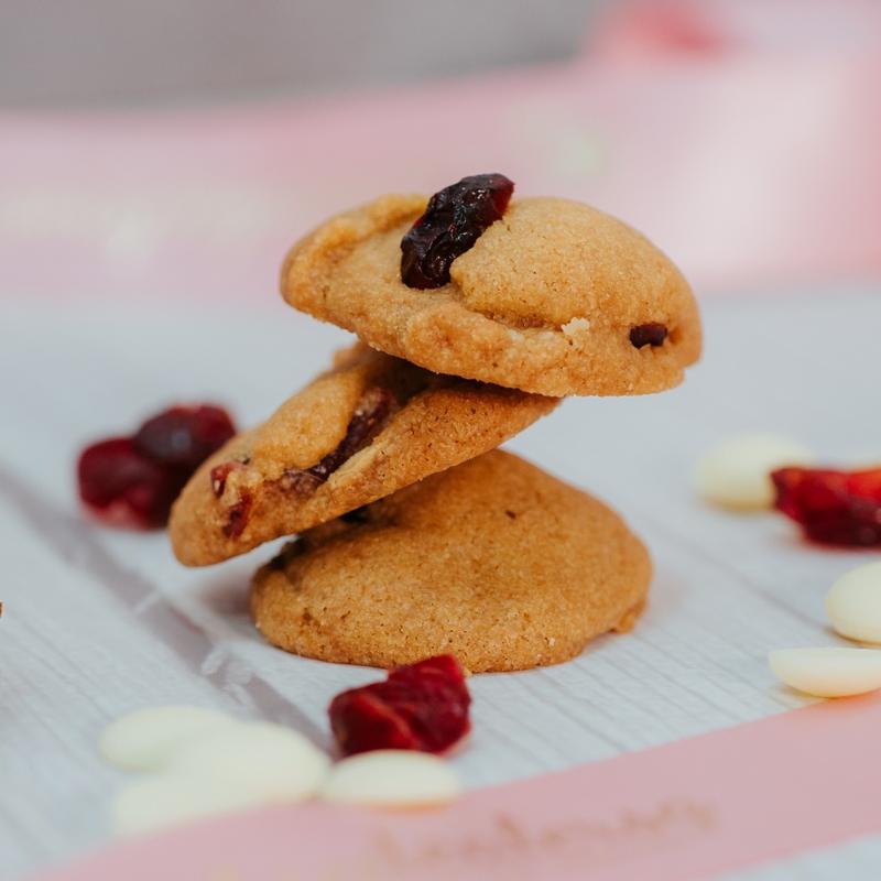 Crunchy Cookies (320g Bottle) by Cookiedealersg Muslim Friendly 1