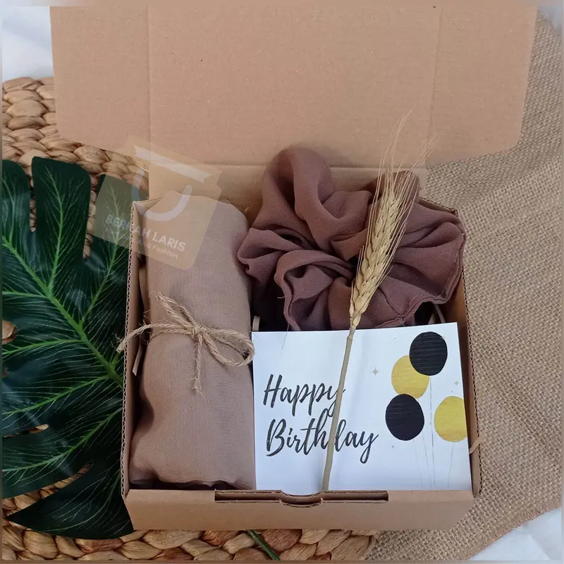GIFT BOXS HAMPERS KADO  HIJAB GIFT Hampers Hijab Bella Square Kado Muslim Gift Wisuda Wedding Ulang Tahun Wanita Hampers Ramadhan Original Jilbab Kerudung Lebaran Hijab Persegi 2