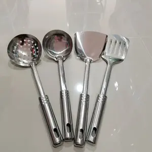Set Spatula Stainless Steel dengan 4 Pilihan Bentuk untuk Memasak dan Menghidangkan Makanan