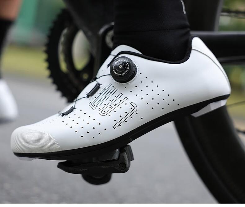 Product Introduction of LAMEDA New Cycling Professional Shoes Men Rubber Sole Bicycle Shoes Microfiber Upper Road Bike Unlocking Shoes 26