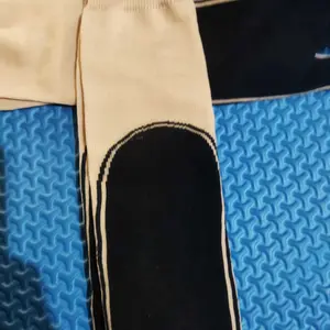 GAS - 3 Pasang Kaos Kaki Jempol Tebal & Premium Hitam | Kaos Kaki Muslimah Panjang Anti Selip untuk Umroh & Harian | Bahan Lembut Elastis & Nyaman | Aksesoris Fashion Wanita Terbaru | Hemat & Nyaman