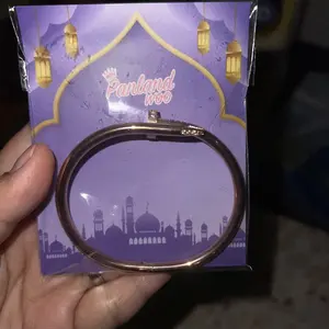 [BEC] Sikat Pembersih Lubang Mini | Sikat Celah Dot Botol Ketel Multifungsi | Sikat Lubang | Sikat Mini | Sikat botol susu bayi | Sikat Dot Susu Bayi