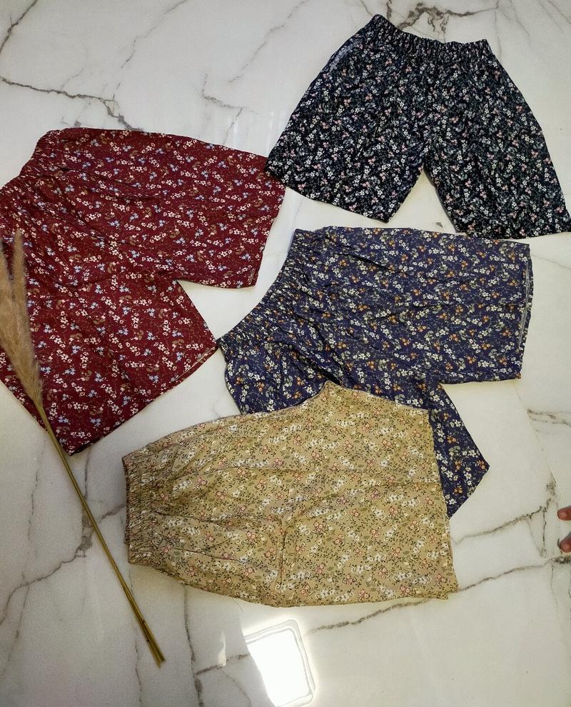 Product Introduction of Celana Pendek Dewasa Katun Santai Motif Hitam - Shorts, Linen, Wanita, Kulot 8