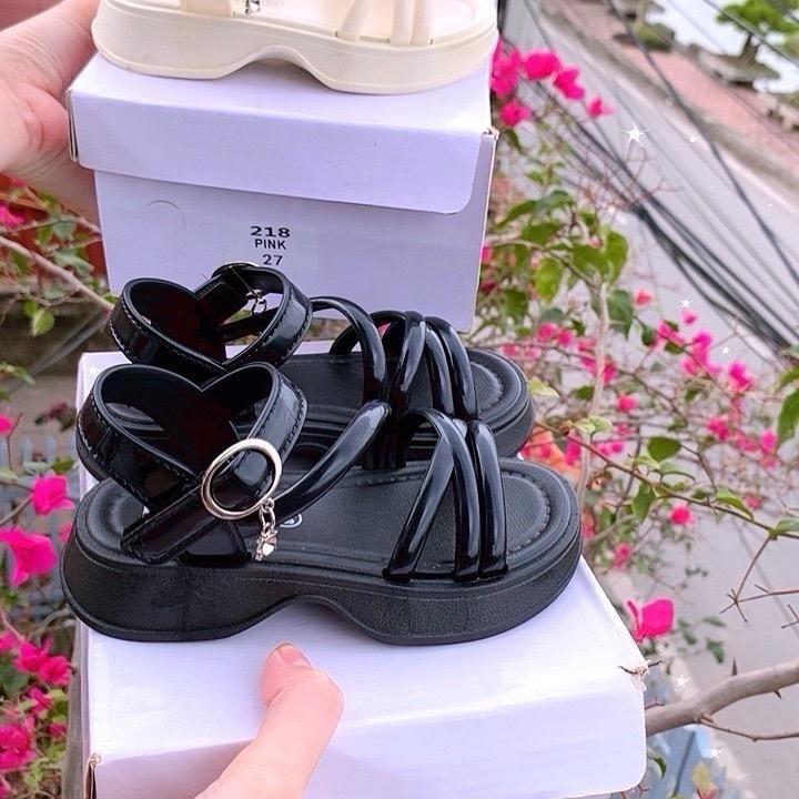 ( Phom Nhỏ Tăng 3 size ) Dép Quai Hậu Dành cho bé Gái Đế Cao Mềm nHẹ Êm chân