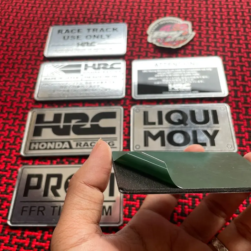 EMBLEM HUGER KOLONG SPAKBOR HONDA AKRILIK 2