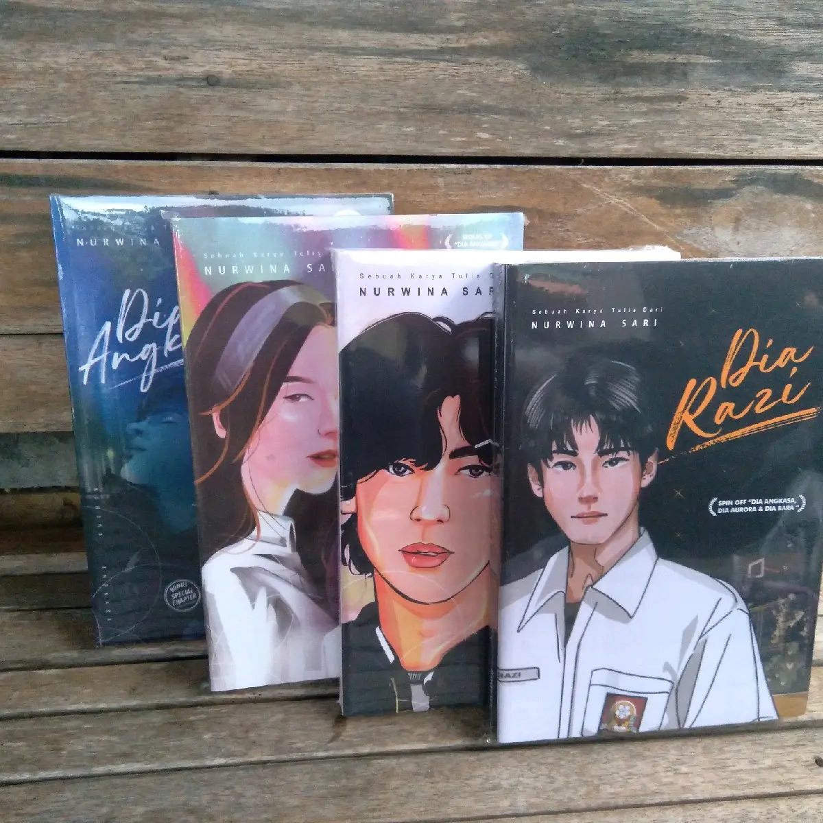 NOVEL PAKET 4-DIA BARA-DIA AURORA-DIA RAZI & DIA ANGKASA(free pembatas)