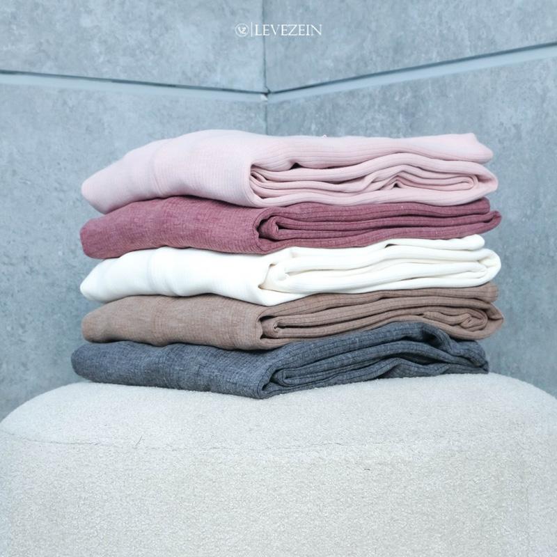 Ayana Abaya Batwing Syar’i Bahan Skylar Knit by Levezein (Gamis Haji Dan Umroh) 2