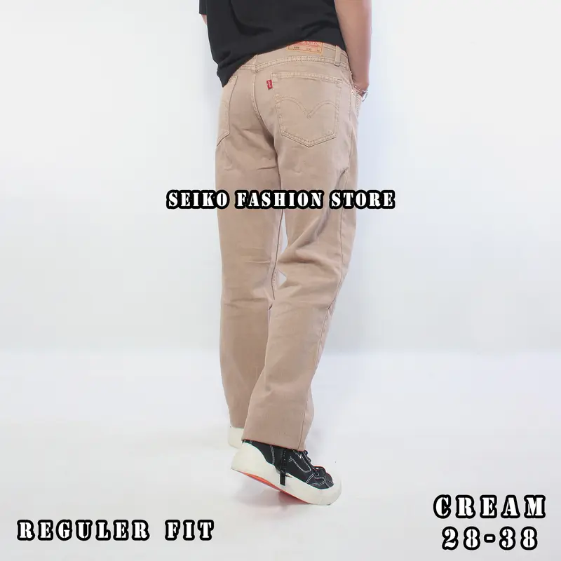 Celana Jeans Standar / Reguler Fit Cream Pria 4