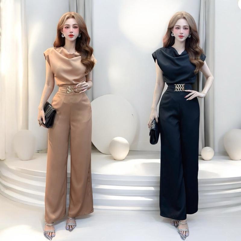 Set quần áo thiết kế CRAZYTEEN S5957 dành cho nữ gồm áo kiểu cổ đổ tay ngắn và quần suông may tạo kiểu dây belt xích để đi chơi ( Áo tay ngắn/ Quần suông ) áo kiểu che mỡ bụng áo cách tân cho nữ quần tây ống suông