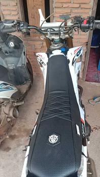 Product Review of Kulit Jok Supersub Extreme Series Hitam Sarung Jok CRF KLX Dtracker WR 155 Kain Jok Motor Trail Supermoto from M**⚡ 0
