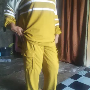Stelan Kombinasi Warna dengan Desain Unik dan Nyaman untuk Penggunaan Sehari-hari