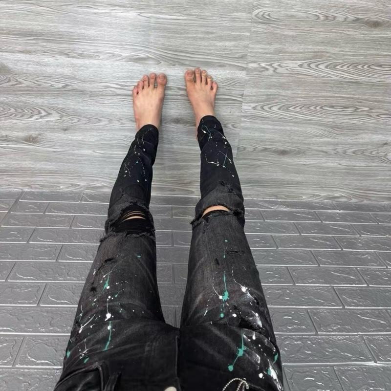  Quần Jean Đen Rách Gối Vẩy Sơn 7036 