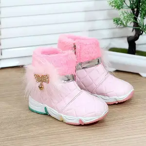 Sepatu Boots Anak Perempuan Motif Bulu Chenel YT04
