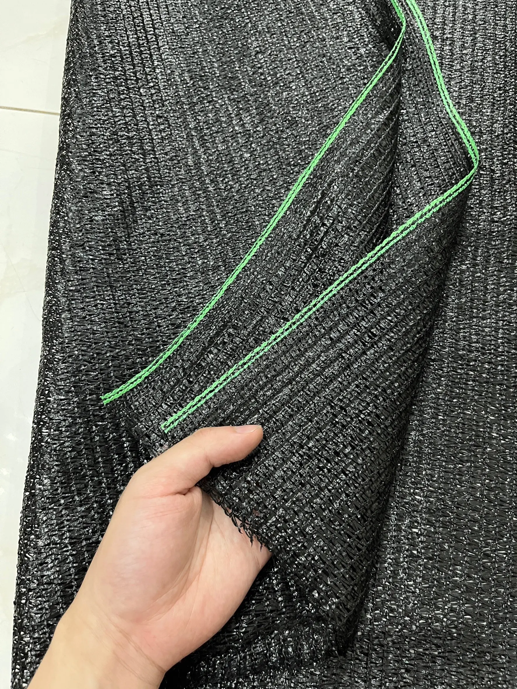 Paranet 75% Lebar 3 meter (Grade A) untuk Peneduh / Jaring Hitam Rajut V Tebal 90 % untuk Penahan Panas Sinar Matahari Shade Shading Net Tirai Outdoor