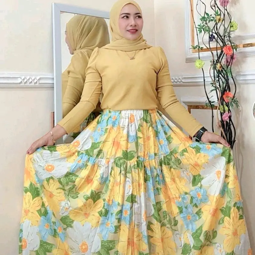 Rok Motif Bunga Mekar Susun 2