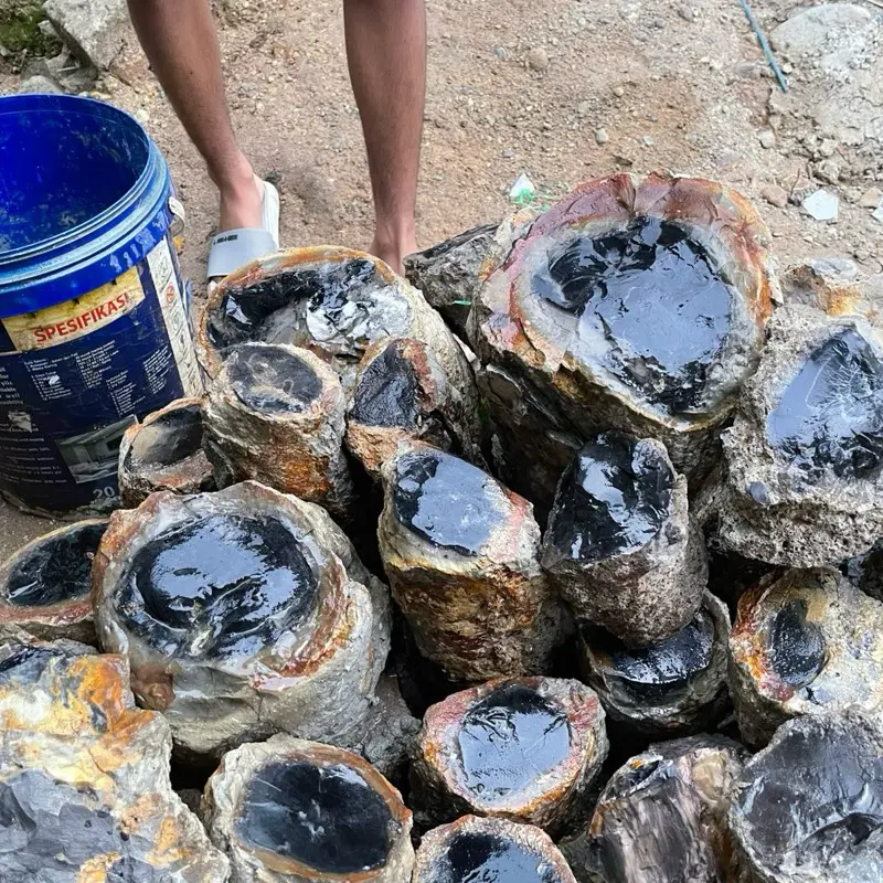 Bongkahan kalimaya black opal wujud 0